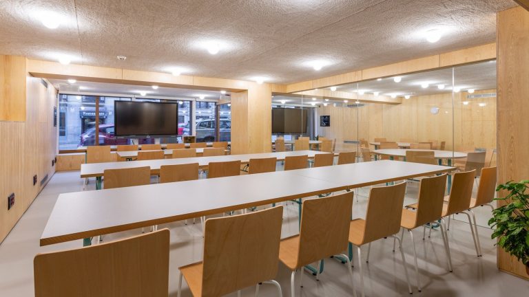 Venues for Large Events 25 Canvas Room