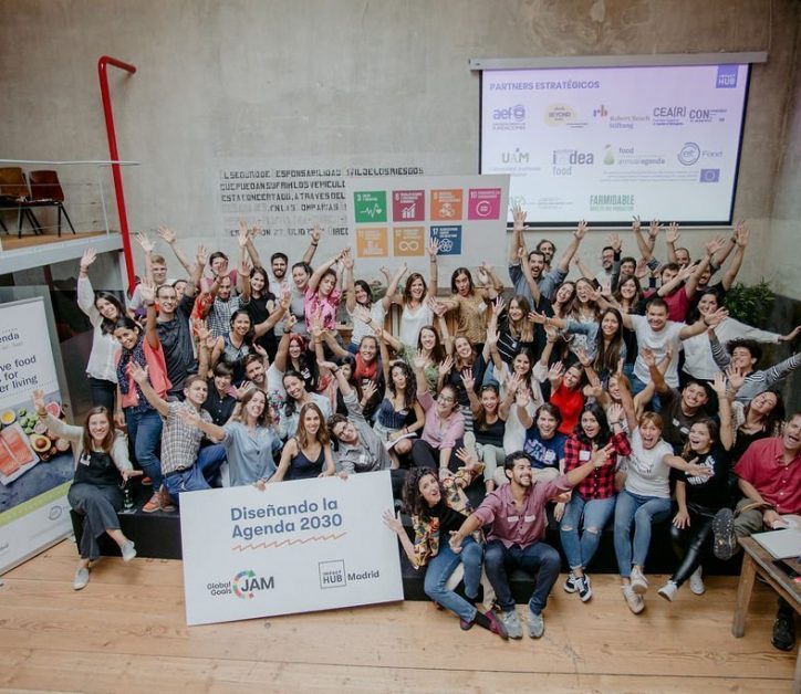 Jóvenes-innovación-e-idead-emprendedoras-en-Global-Goals-Jam-2019