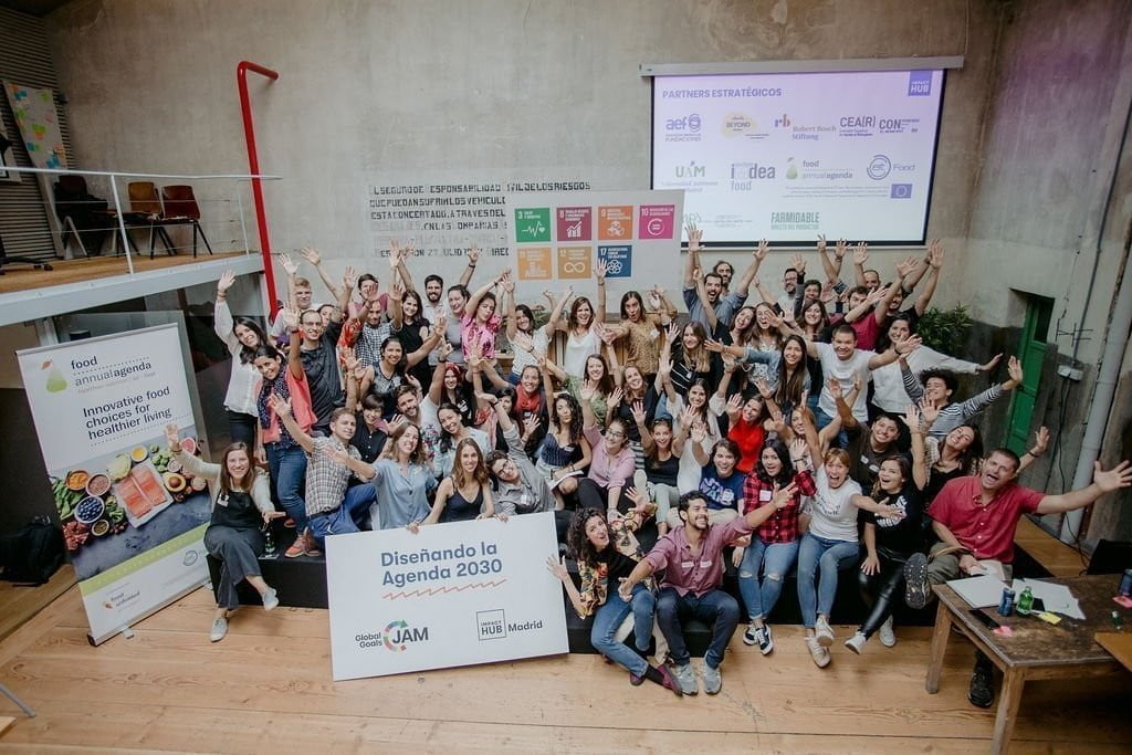 Jóvenes-innovación-e-idead-emprendedoras-en-Global-Goals-Jam-2019