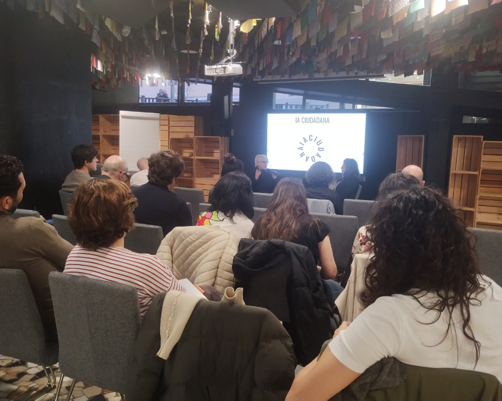 Remedios Zafra en jornada IA Ciudadana en Impact Hub Madrid
