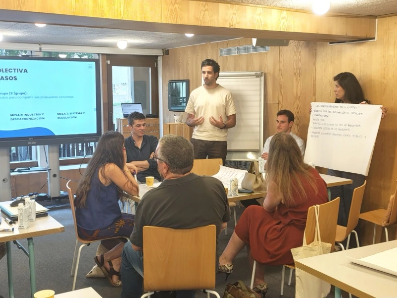 Arquitecturas para la transición: hacia un futuro energético tejido en común 1 Arquitecturas para la transición: hacia un futuro energético tejido en común